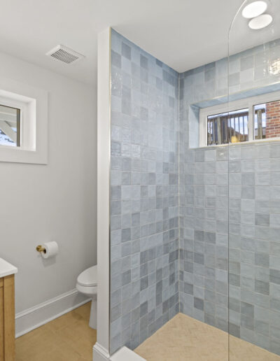 characterhomeservices bathroom 04.web - Bathrooms