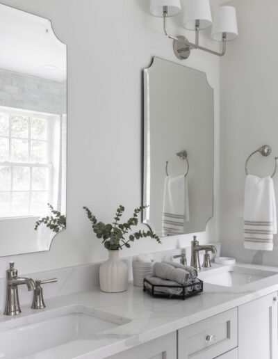 characterhomeservices bathroom 08.web - Bathrooms