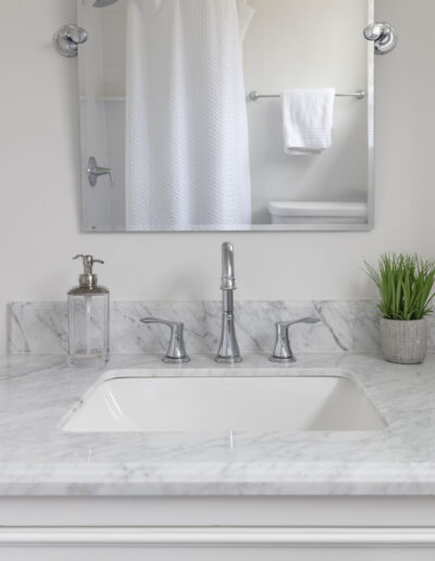 characterhomeservices bathroom 17.web - Bathrooms