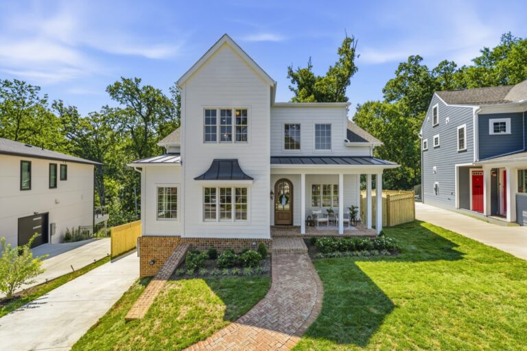 Sold Character Companies home on Circle Hill